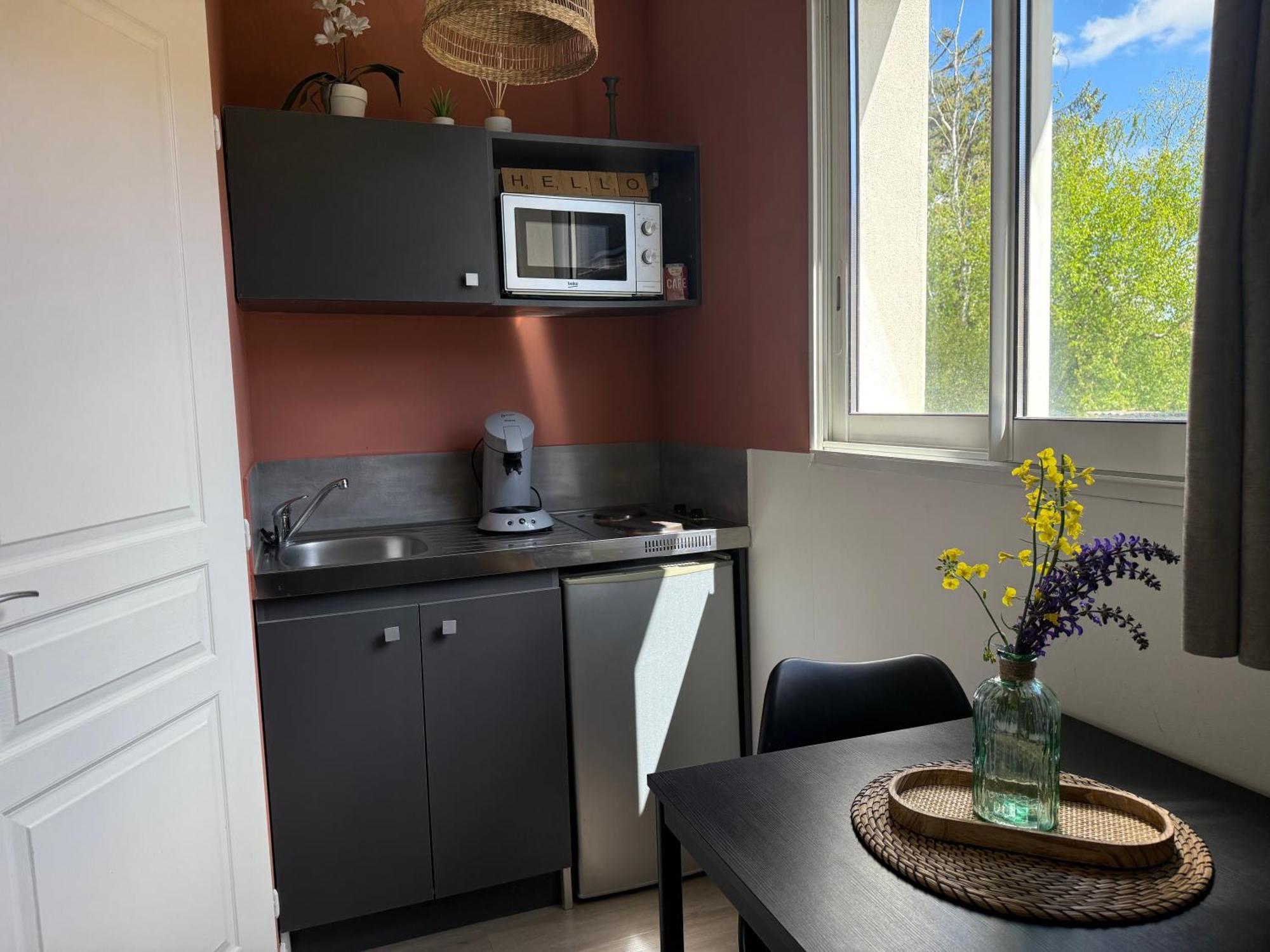 Loft, Studio And Love Rooms Bourg-Saint-Christophe Eksteriør billede